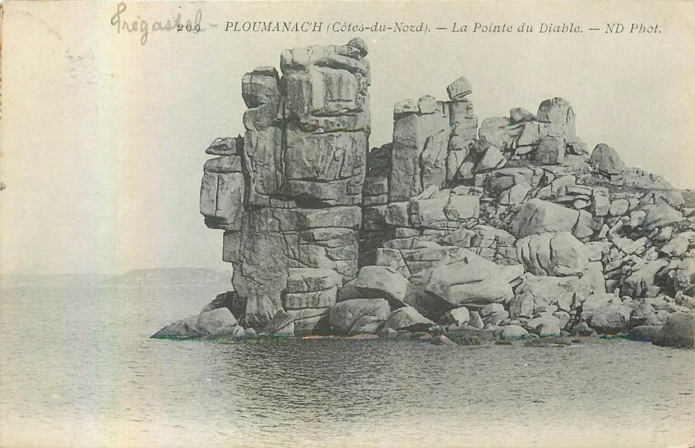 PLOUMANACH (Côtes-du-Nord) — La Pointe du Diable — ND Phot. - Recto
