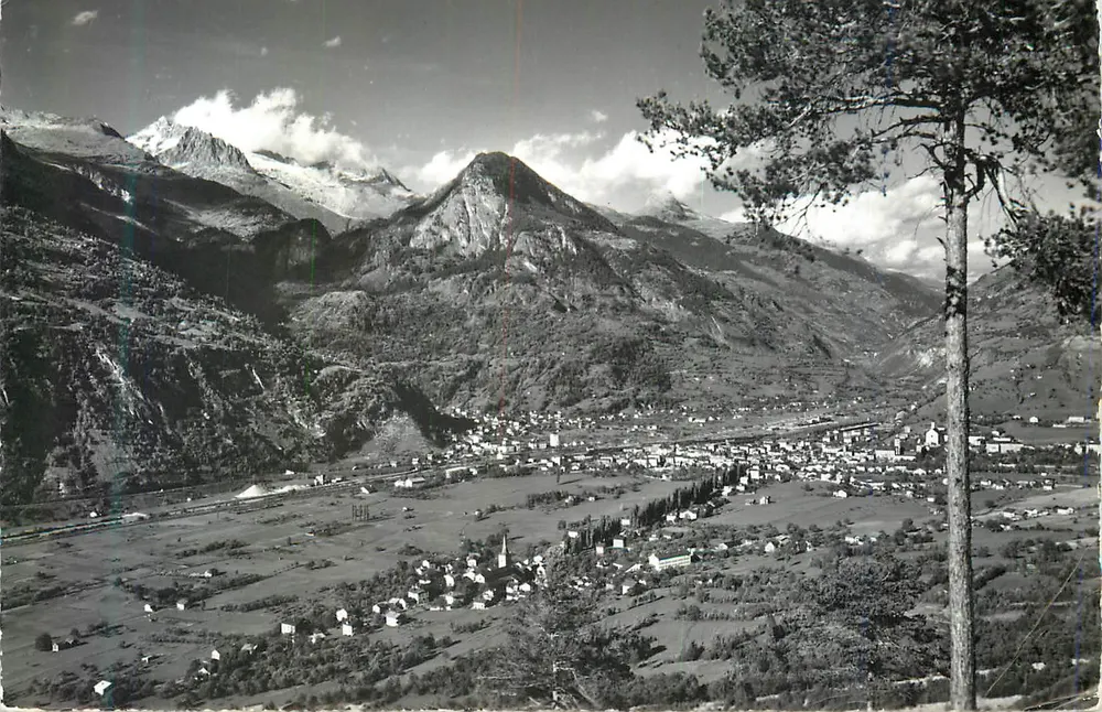 Glis und Brig. — Fusshörner, Riederhorn, Bettmerhorn — Fotografie von Klopfenstein, Adelboden - Vorderseite