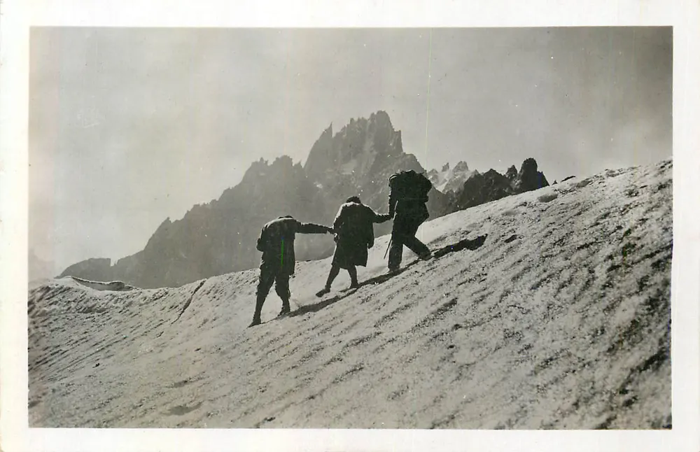 Chamonix — Traversée de la Mer de Glace et les Charmoz — Édition La Cigogne, Strasbourg - Recto
