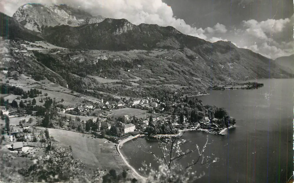 Lake d'Annecy — Algemeen panorama van Talloires — G. Rossat-Mignod - Voorkant