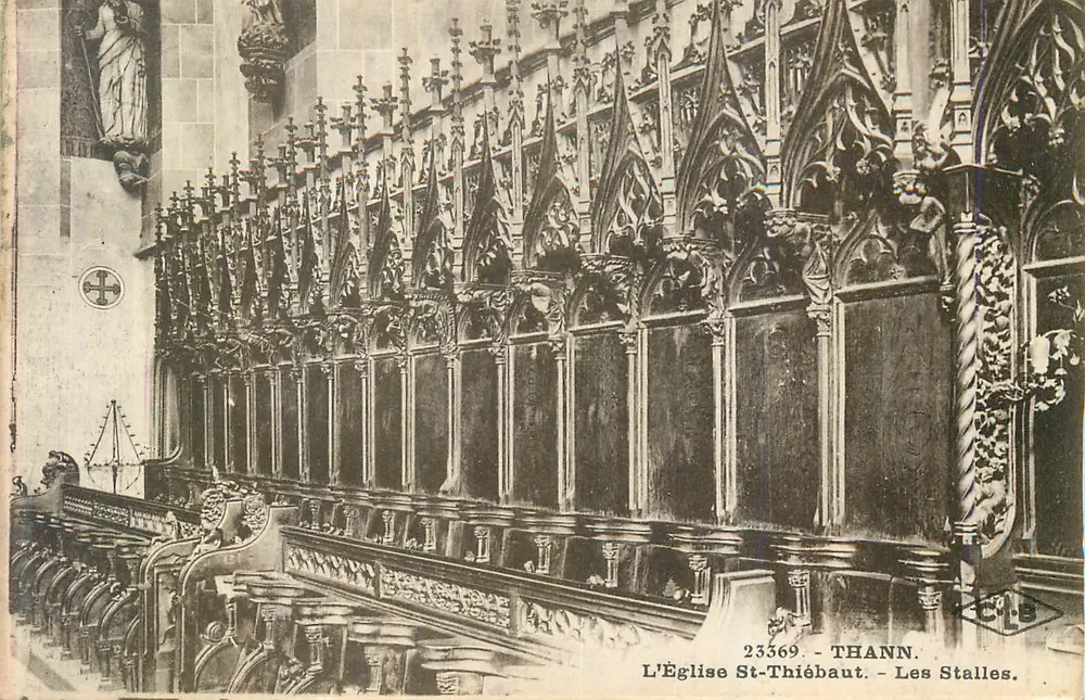 Thann - A Igreja de São Thiébaut - As Stalles - Frente