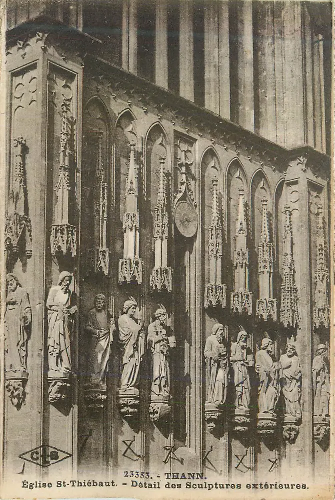 Kirche St-Thiébaut - Detail der äußeren Skulpturen - THANN - Vorderseite