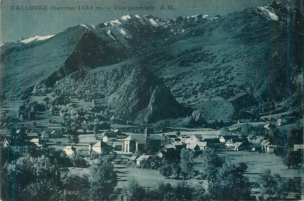 Valloire (Savoie) 1388 m. — Vue générale — A.M. - Recto