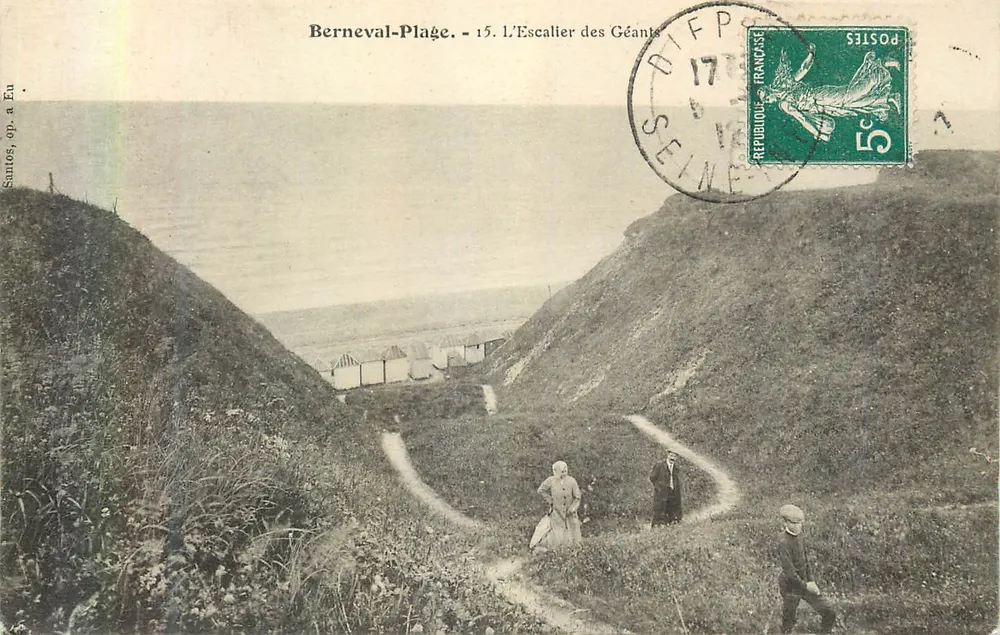 Berneval-Plage — The Giants' Staircase — Publisher Santos, op. à Eu - Front