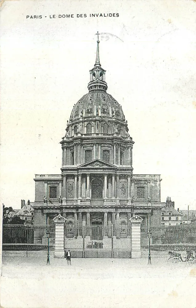 Paris - O Dôme dos Invalides — vista do dôme e da fachada — editor não identificado - Frente