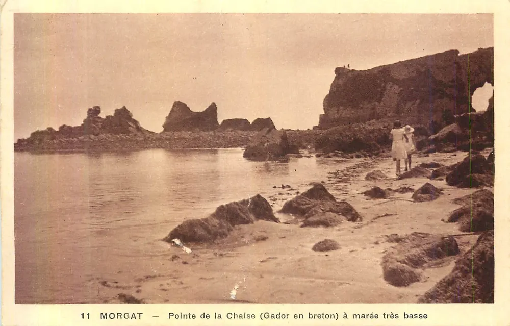Morgat — Pointe de la Chaise (Gador in Breton) bei sehr niedrigem Wasserstand — Henri Crozon & Cie - Vorderseite