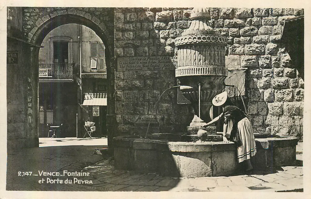 Vence - Fuente y Puerta del Peyra — Edición La Cigogne, Nîmes - Anverso