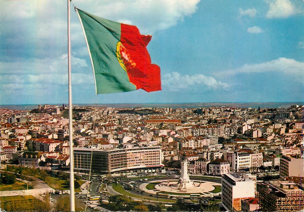 पुर्तगाली झंडा — लिसबन का व्यापक दृश्य — संस्करण IBEREX - Lisboa - आगे