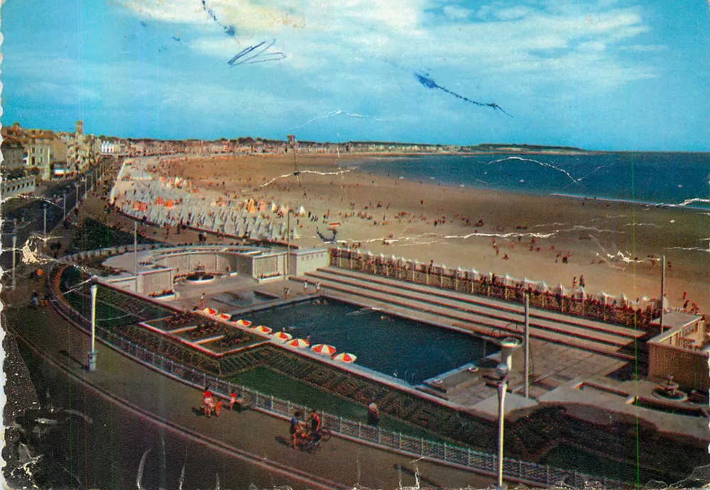 Les Sables-d'Olonne — La piscine et la plage — Mélichrome - Recto