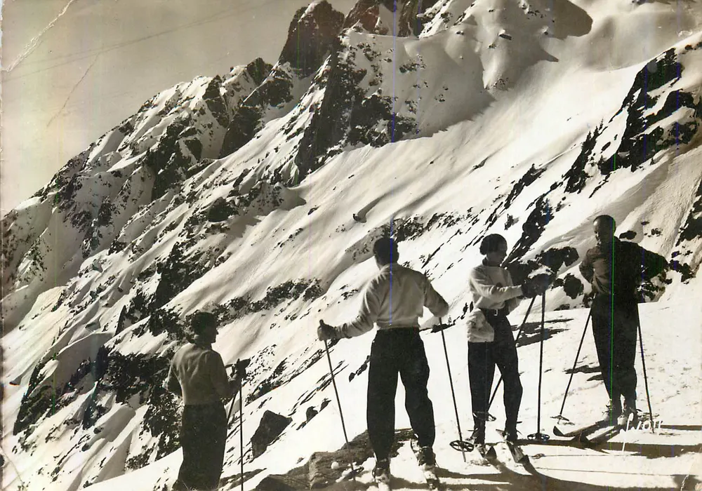 Chamonix-Mont-Blanc — Die schneebedeckten Hänge von Brévent — Les Éditions d'Art 'YVON', Paris - Vorderseite
