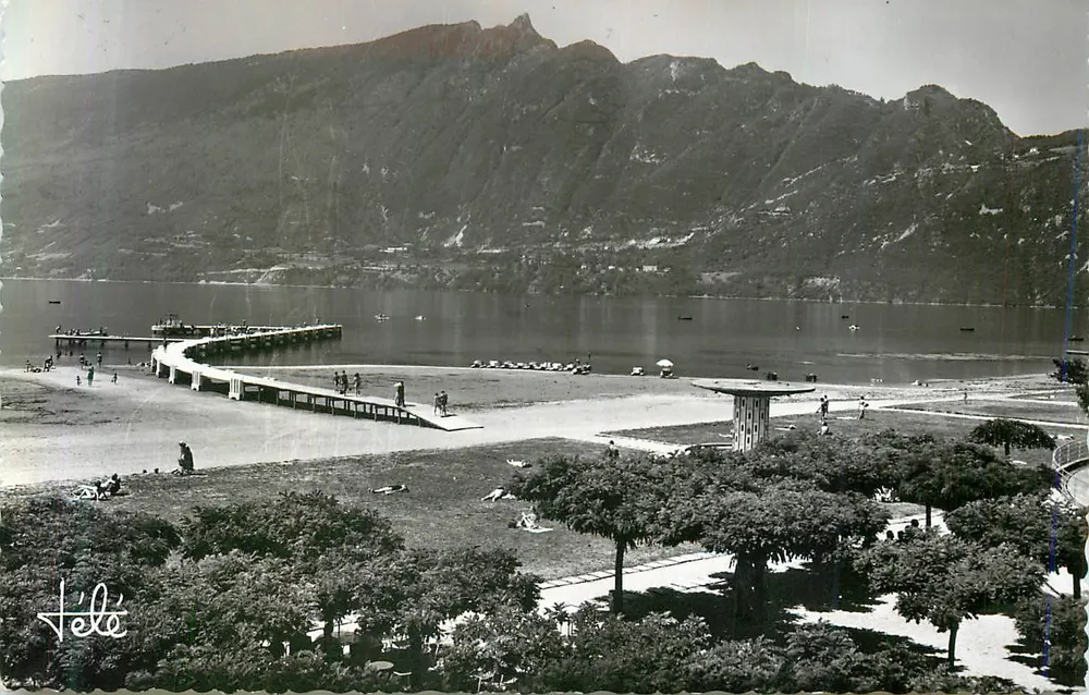 Aix-les-Bains — A praia e a Dent du Chat — Éditions TELE - Frente