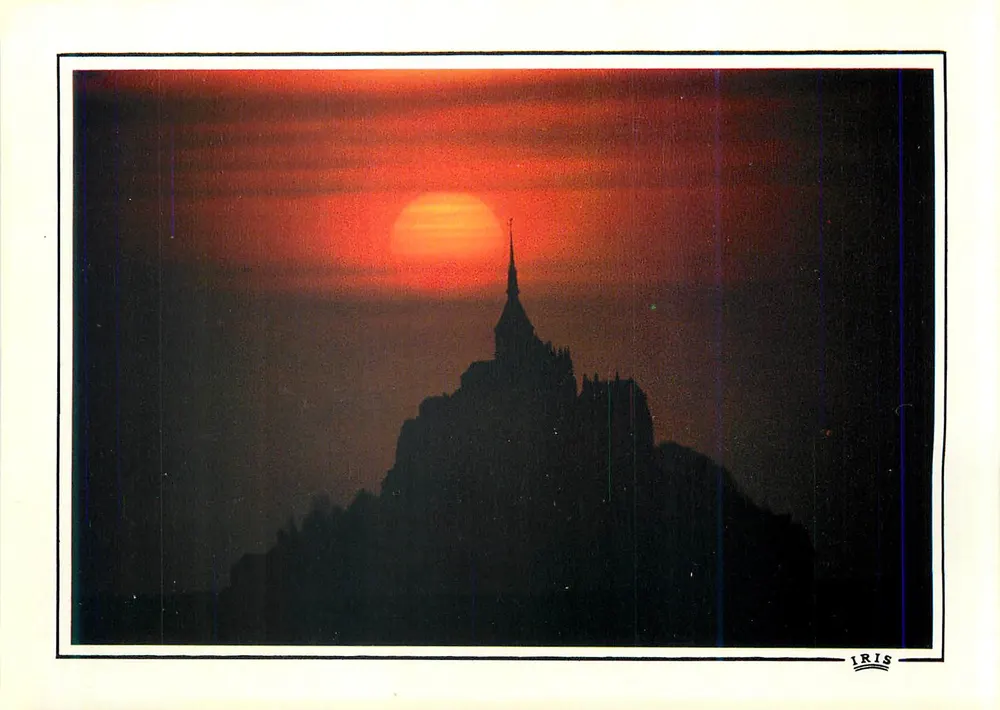 Monte Saint-Michel — Reflexos ao pôr do sol — IRIS - Frente