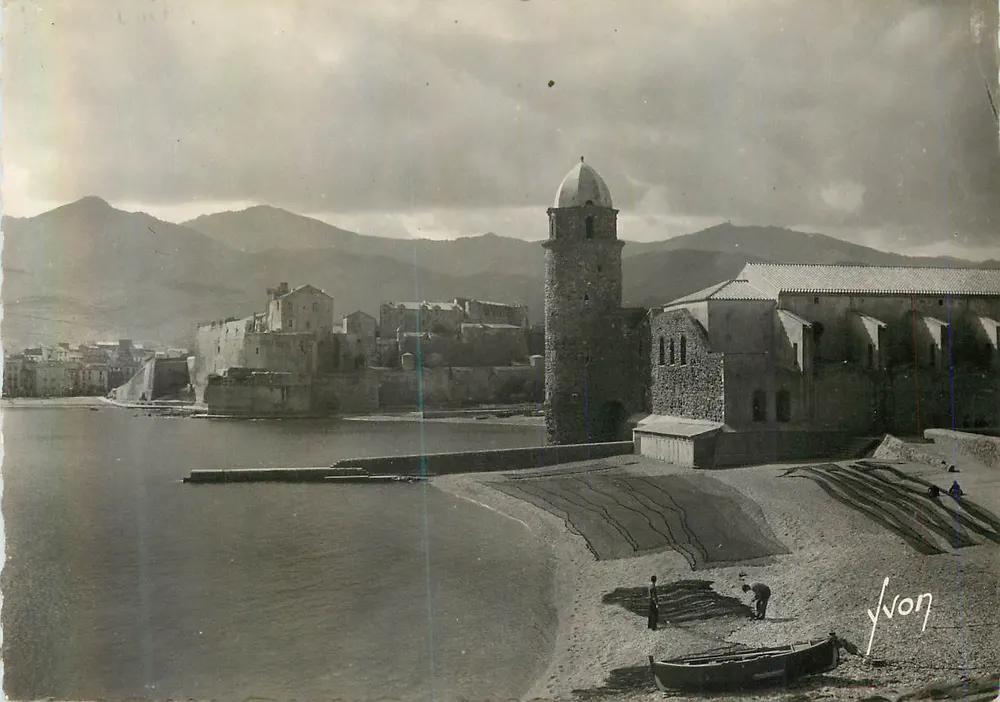 Collioure (Pirineus Orientais) — Praia de Saint-Vincent — Éditions d'Art - Frente