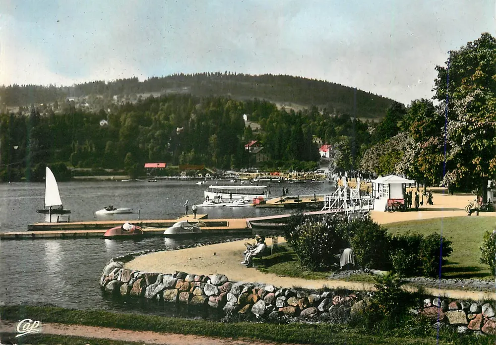 Gérardmer (Vosges) — Caminhada na margem do lago — Cap - Frente