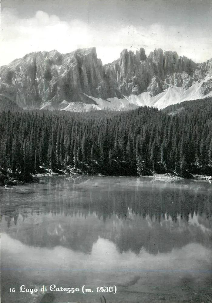 Lago di Catezza (m. 1530) — vista lacustre e montanhosa — Fotodizione B. Lazzarotto, Bolzano - Frente