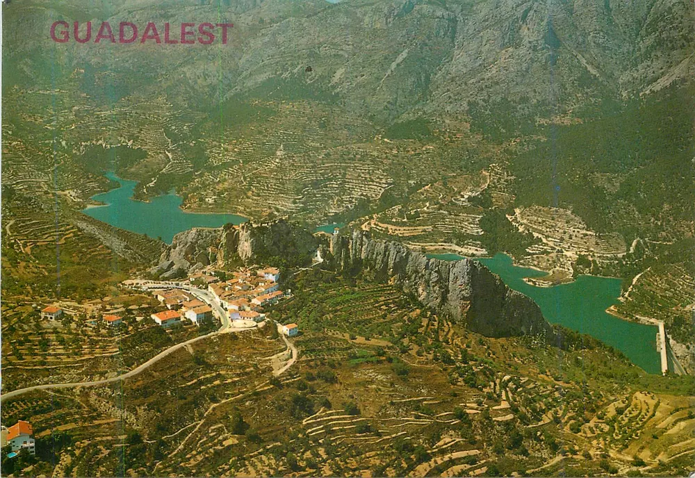 Guadalest — vista aérea — Postales Benidorm S.L. - Frente