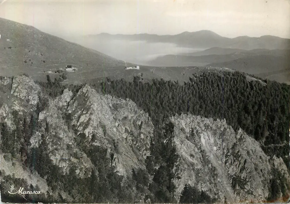 Vista das montanhas de Strasbourg — O Hohneck (alt. 1366 m.) — Edições de Arte « Marasco » - Frente