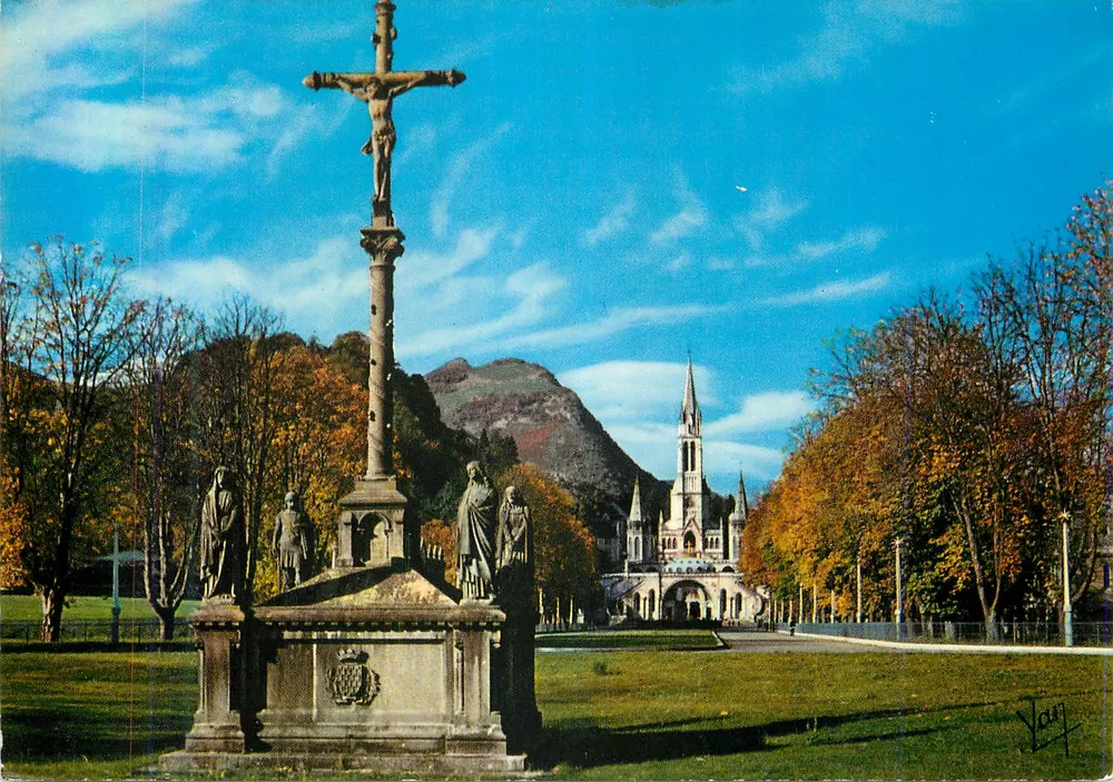 Der bretonische Calvary und die Basilika — Lourdes — Éditions YAN - Vorderseite