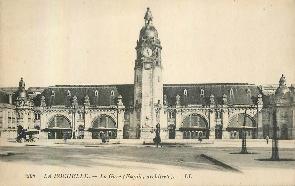 La Rochelle — A Estação (Esquié, arquiteto) — LL - Frente