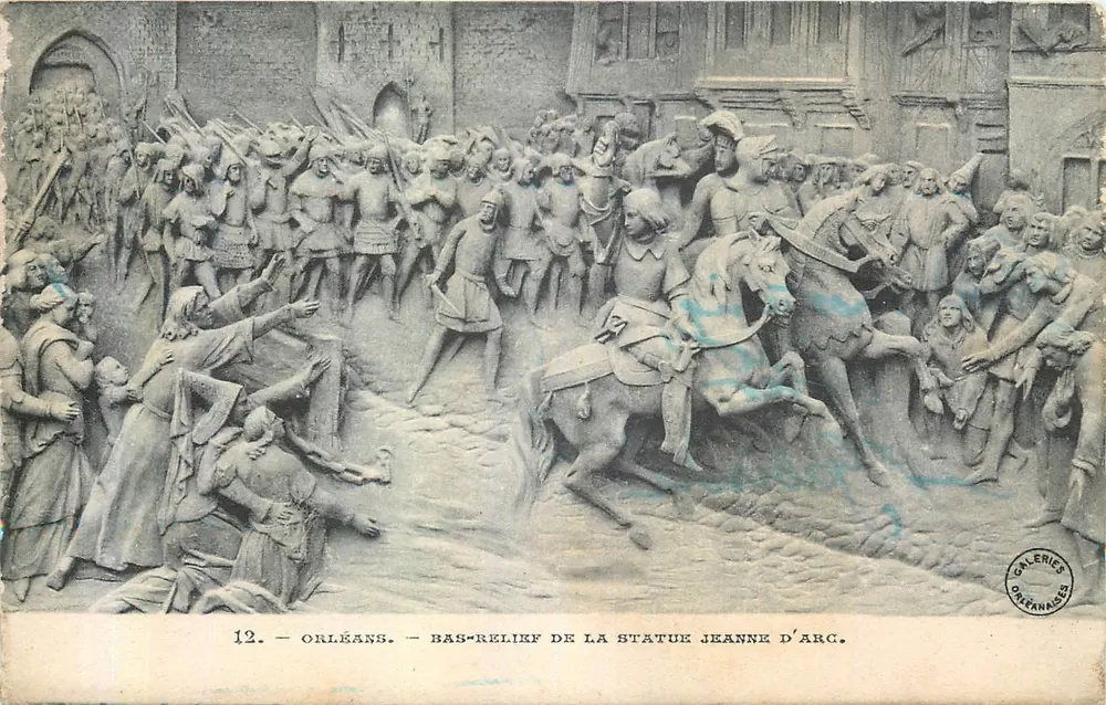 Orléans — Bas-relief della statua di Giovanna d'Arco — Galeries Osernaises, n°12 - Recto