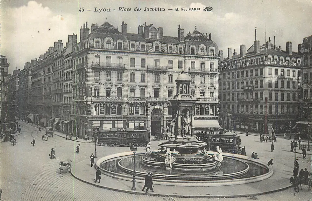 Lyon — Plac Jacobinów — B. F., Paryż — nr 45 - Awers