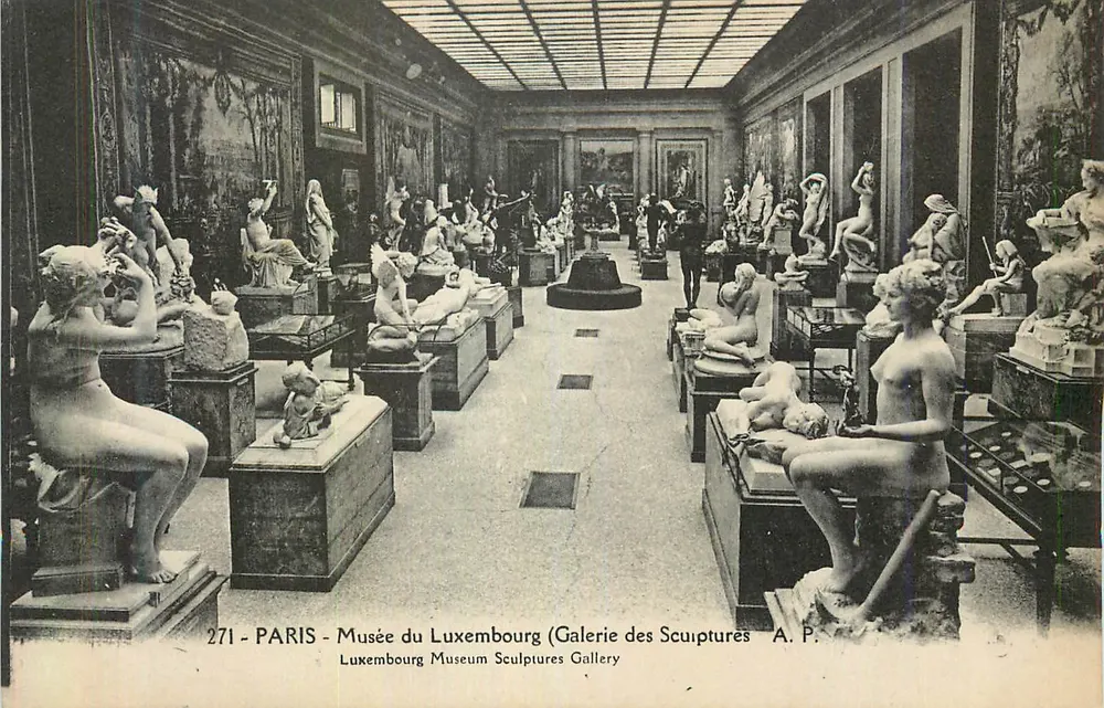 Musée du Luxembourg — Galerie der Skulpturen — A. P. - Vorderseite