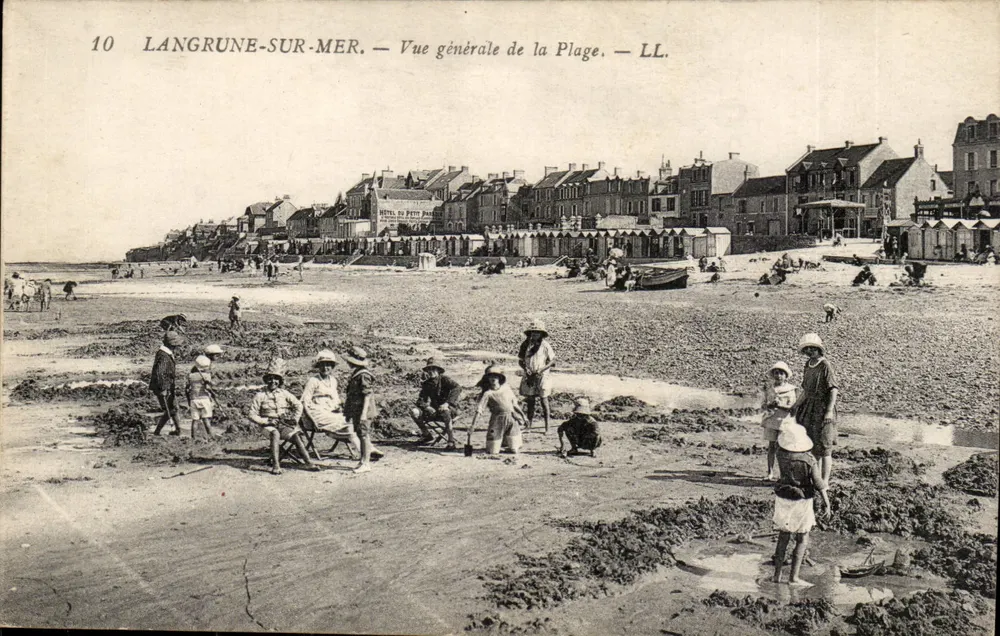 Langrune-sur-Mer — Allgemeiner Blick auf den Strand — LL. - Vorderseite