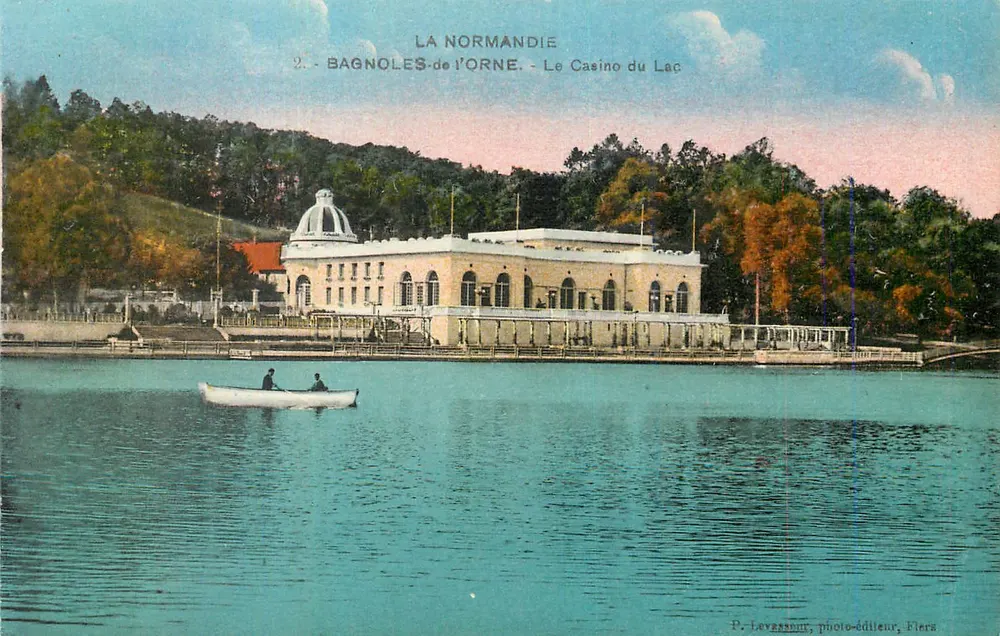 Bagnolles-de-l'Orne - Das Kasino am See — P. Leveauteur, Fotoverlag, Fiers - Vorderseite