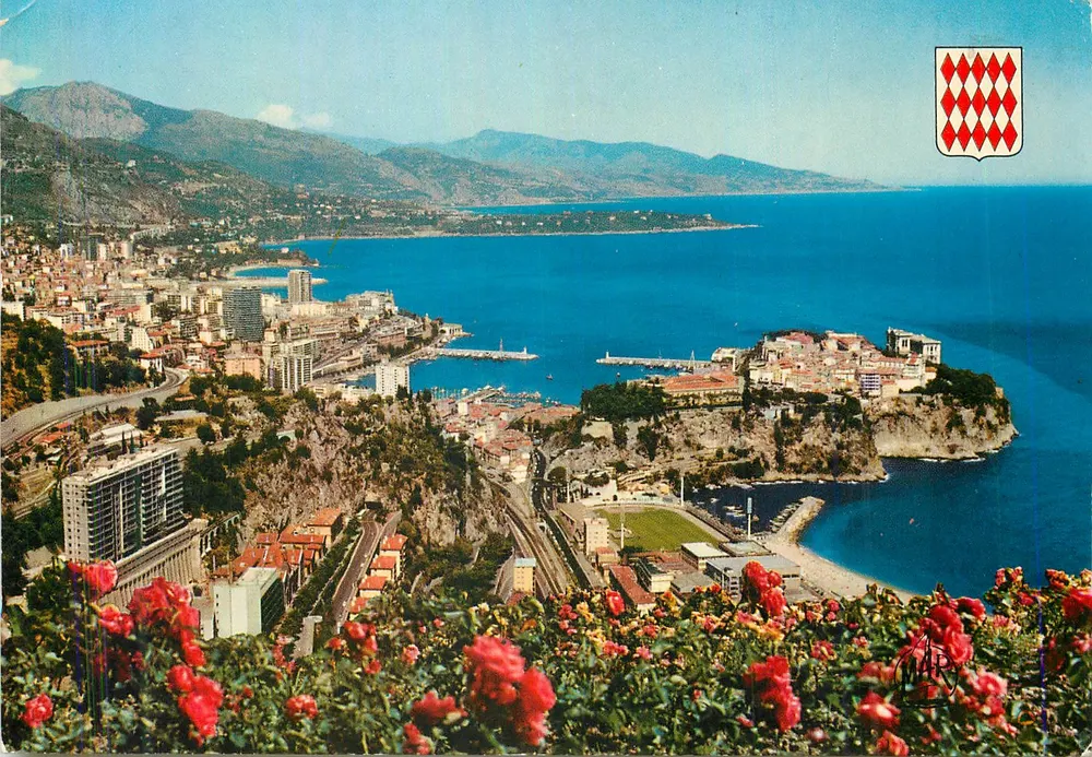 Vue générale de Monaco et Monte-Carlo — Cap Martin et Italie — Éditions MAR - Recto