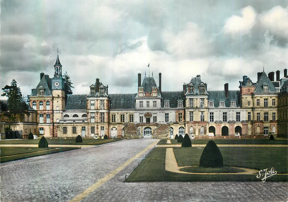 Castelo de Fontainebleau — vista geral — S. Joli - Frente