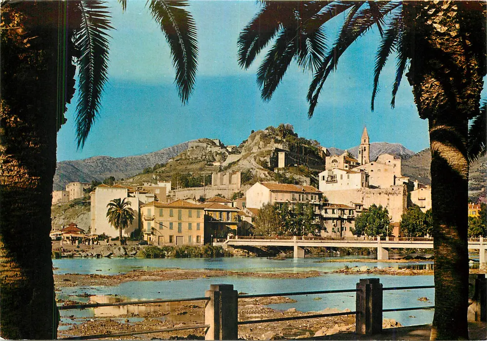 Ventimiglia - Riv. dei Fiori — panoramische weergave — uitgever L'Arcobaleno S.p.A. - Voorkant