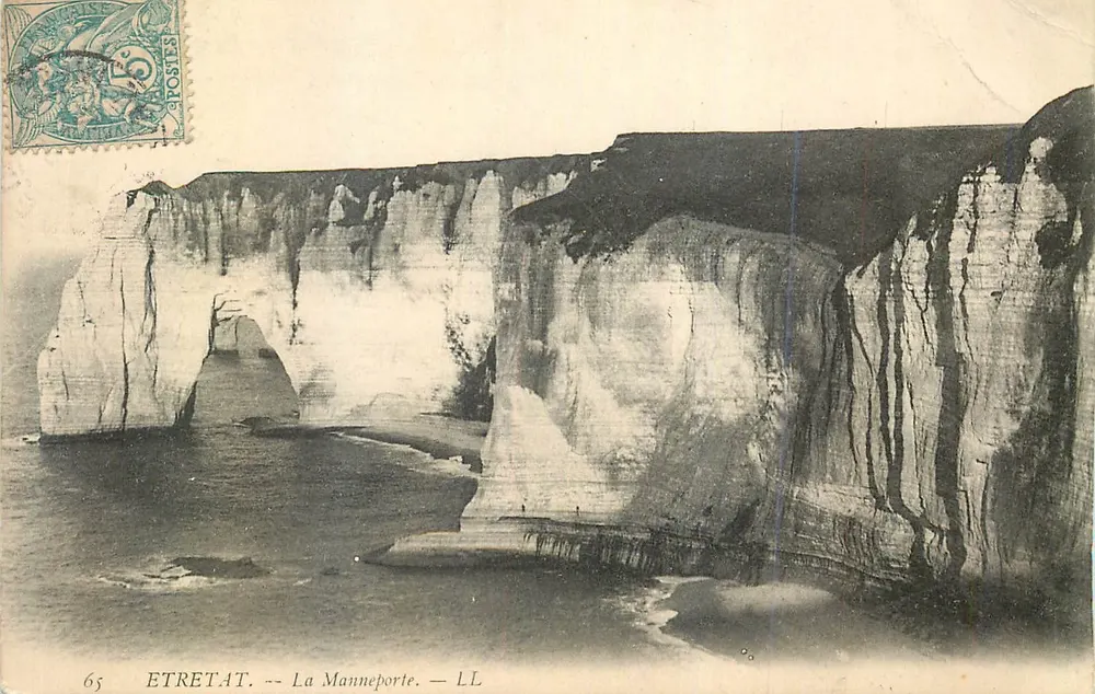 Étretat — La Manneporte — LL — 65 - Frente