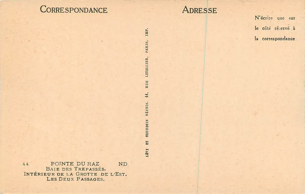 Pointe du Raz — Innenansicht der Osthöhle, Die Zwei Passagen — Imp. Letellier, Paris - Rückseite
