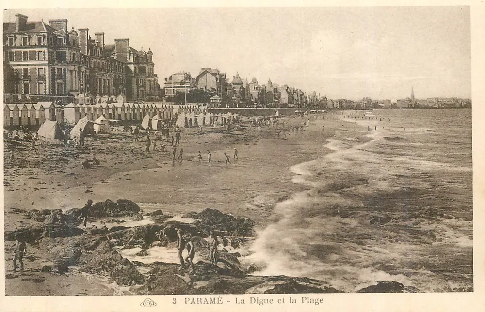 Paramé — The Breakwater and the Beach — no. 3 - Front