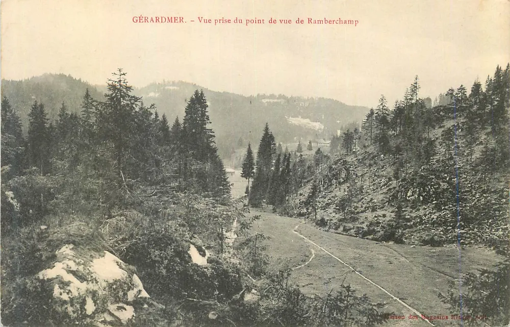 Gérardmer — Vue prise du point de vue de Ramberchamp — Édition des Magasins Léon Guit - Recto