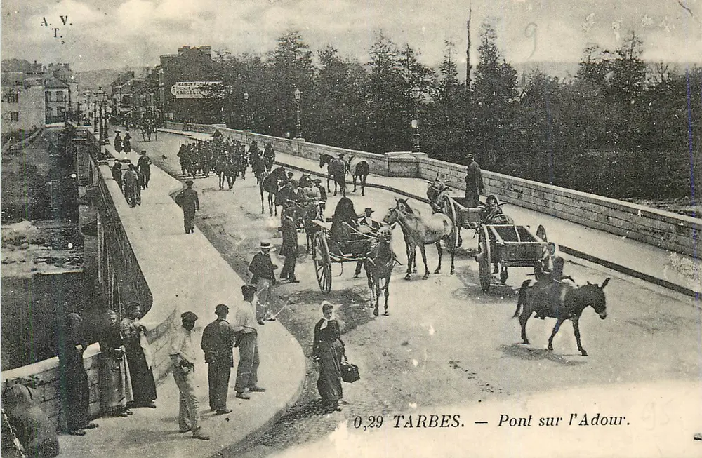 Tarbes — Pont sobre o Adour — A.V.T. n°9 - Frente