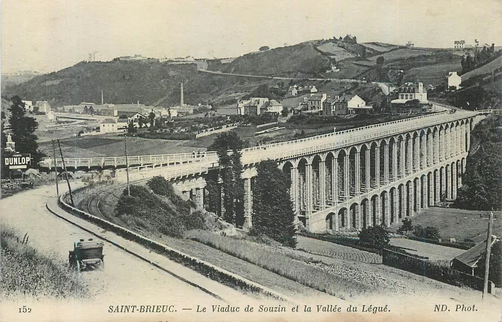 Saint-Brieuc — Der Viadukt von Souzin und das Tal des Légué — Dunlop, Nr. 152 - Vorderseite