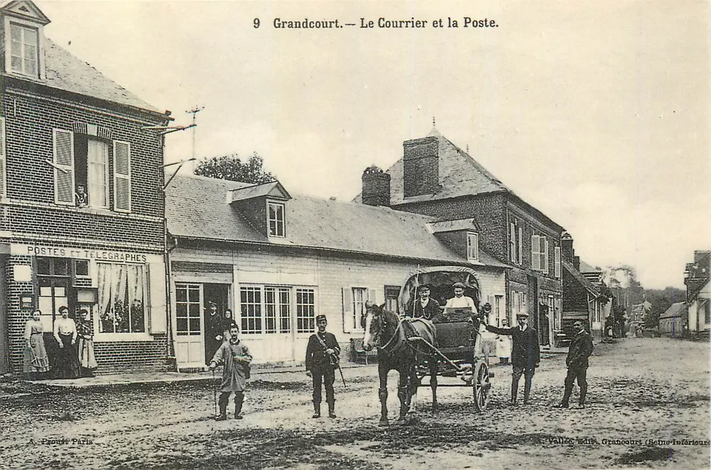 Grandcourt — The Post and Mail — A. Prouve Paris - Front