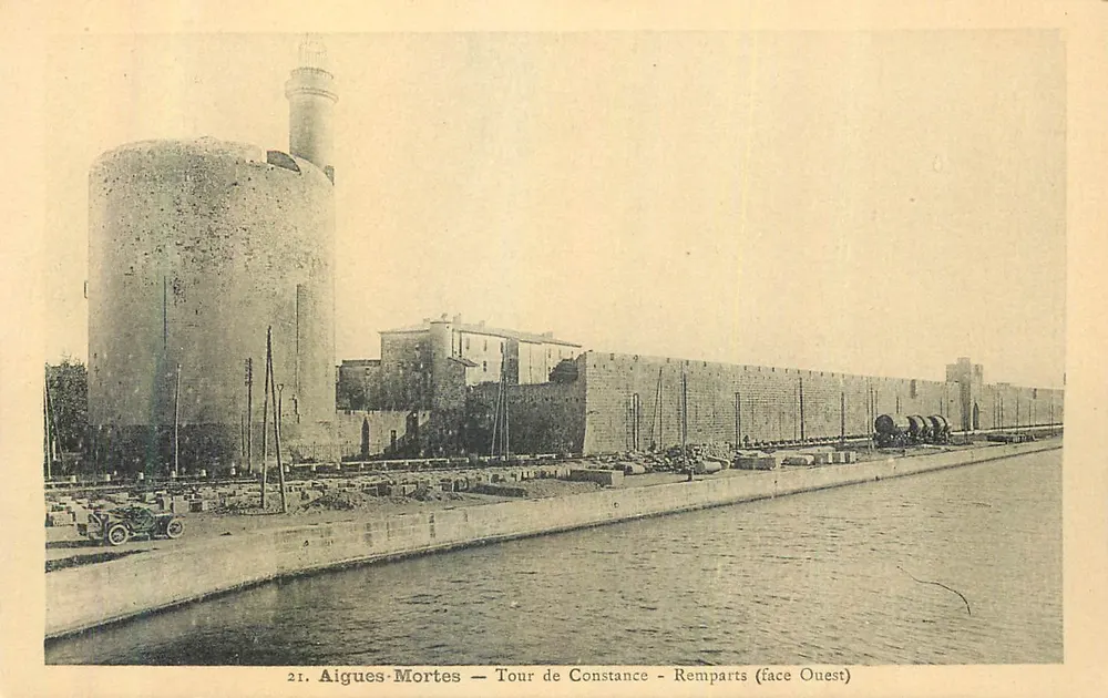 Aigues-Mortes — Turm von Constance — Mauern (Westseite) - Vorderseite