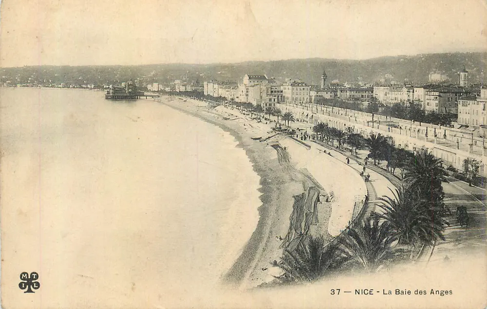 NICE - A Baía dos Anjos — vista panorâmica da promenade e do porto — editor MT-L, n° 37 - Frente