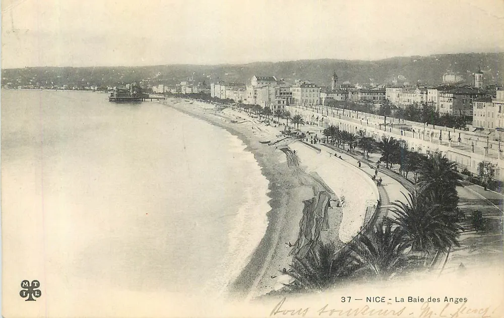 NICE - A Baía dos Anjos — vista panorâmica da promenade e do porto — editor MTLE, n° 37 - Frente