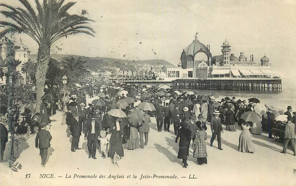 Nice — La Promenade des Anglais et la Jetée-Promenade — LL. - Recto