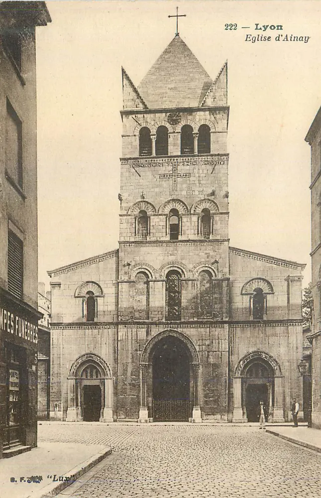 Église d'Ainay — Lyon — Éditeur : E.R. F. 'Lum' (n° 222) - Frente