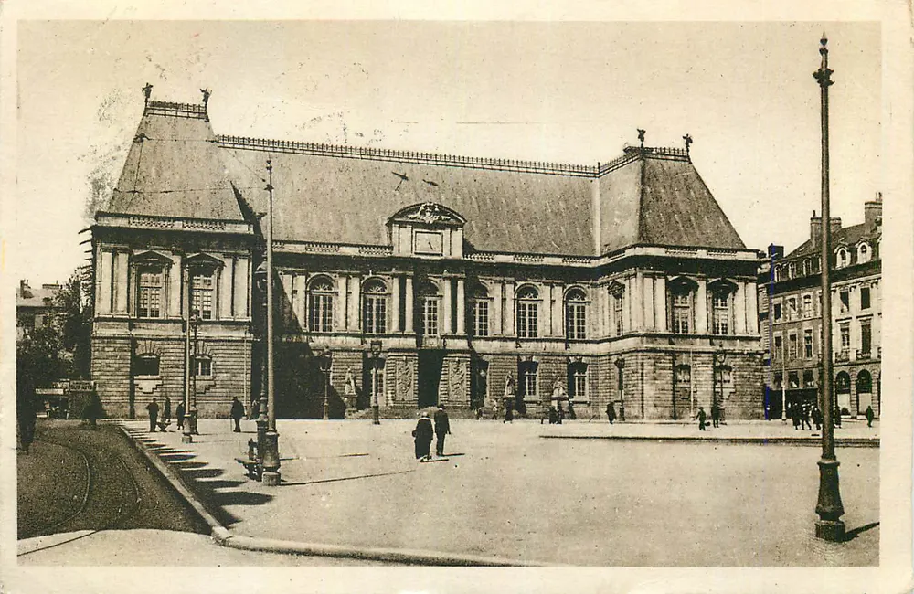 Rennes - Palácio de Justiça — vista da fachada — Série Inferior - Frente