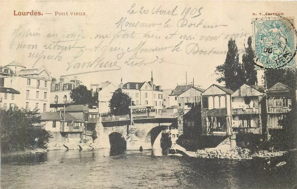 Lourdes. — Pont velho. — D. T. EDITOR - Frente