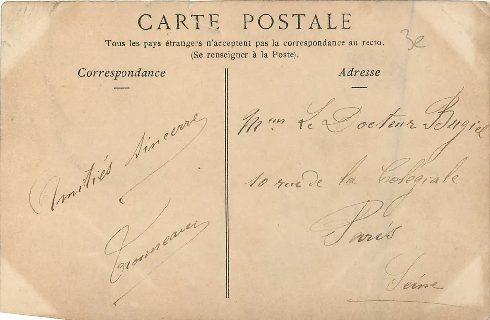 Montluçon — Avenue de la Gare avec fontaine centrale — Prot et Déchet, Edit. - Verso