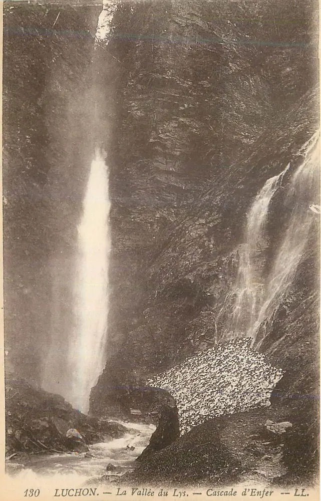 Luchon — A Vale do Lys — Cachoeira do Inferno — LL. — N° 130 - Frente