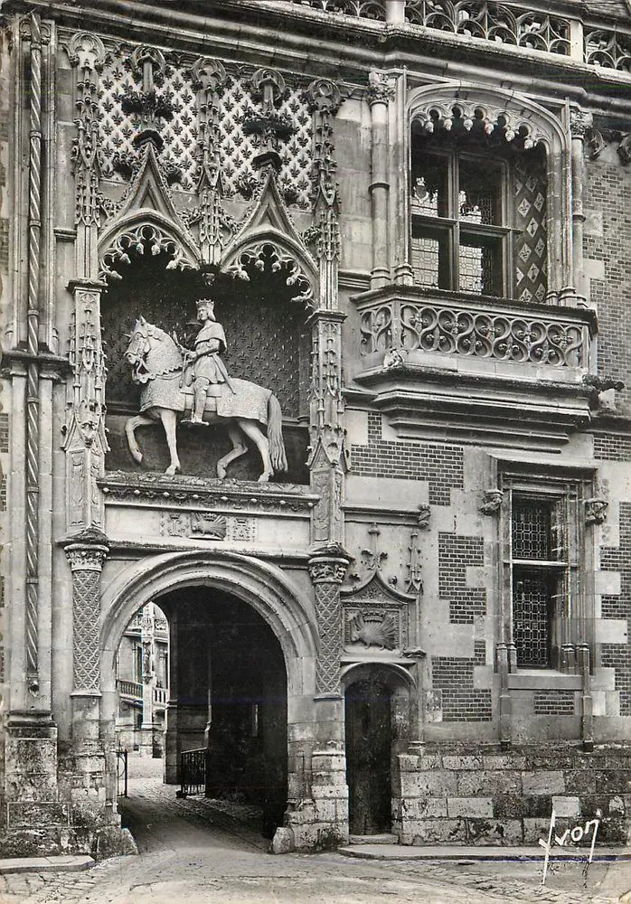 Portal des Schlosses – Fassade Louis XI — Verlag Berceau de la Renaissance, n° I.B. 122 - Vorderseite