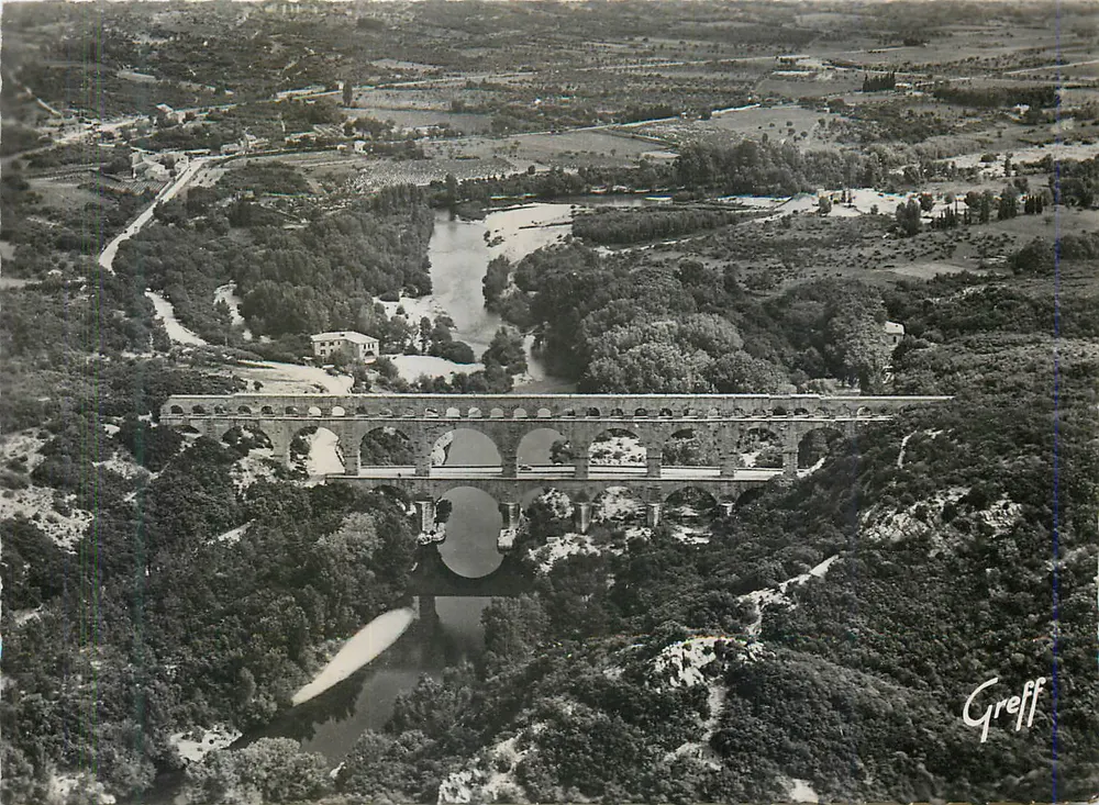 Pont du Gard — Gesamter römischer Brücke — Greff - Vorderseite