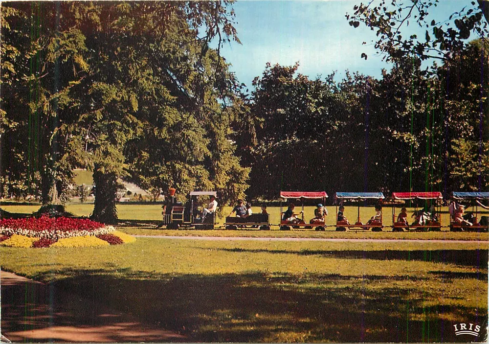 O pequeno trem do Parc Jouvet — Ardêche — editor IRIS - Frente